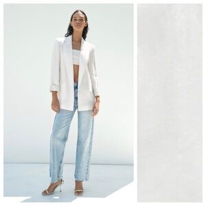 NWOT. Zara White 100% Linen Open Blazer with Printed Cuffs. Size XS.